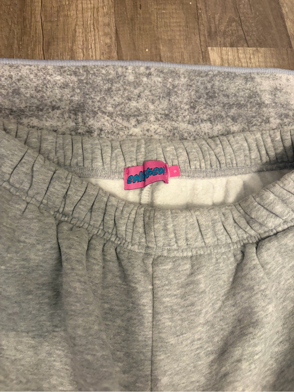 Edikted oversized grey joggers - Picture 2 of 2